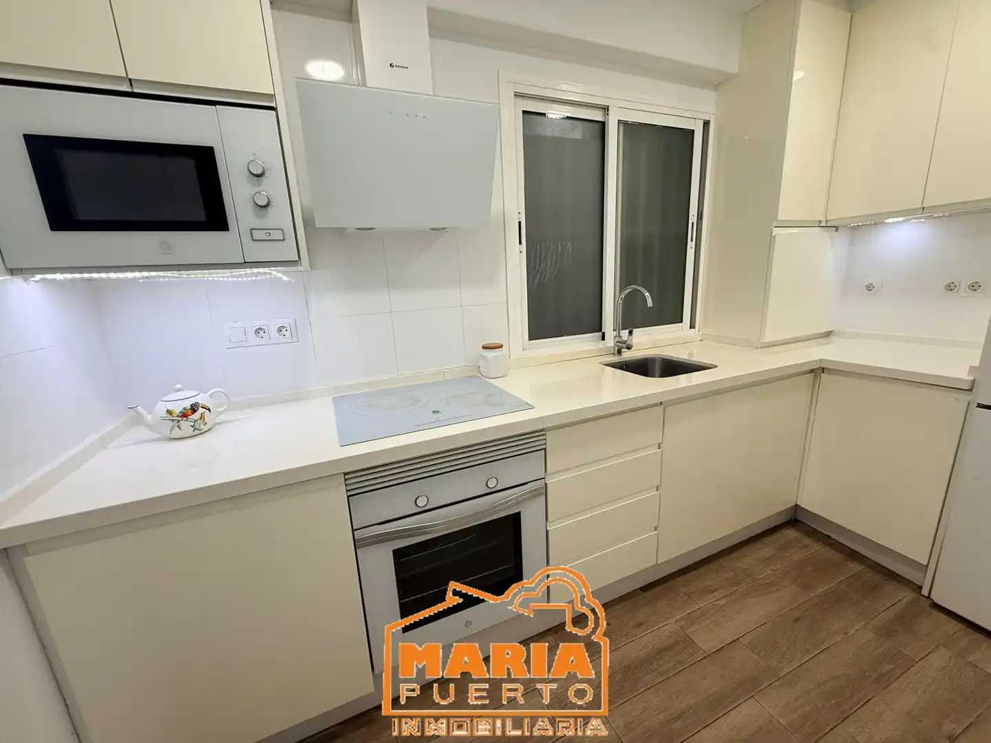 Cocina de Piso en venta en Puerto de la Torre - Atabal