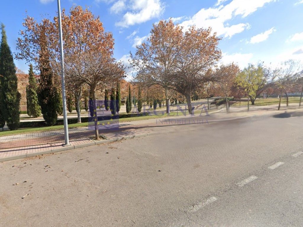Exterior view of Single-family semi-detached to rent in Cáceres Capital  with Terrace