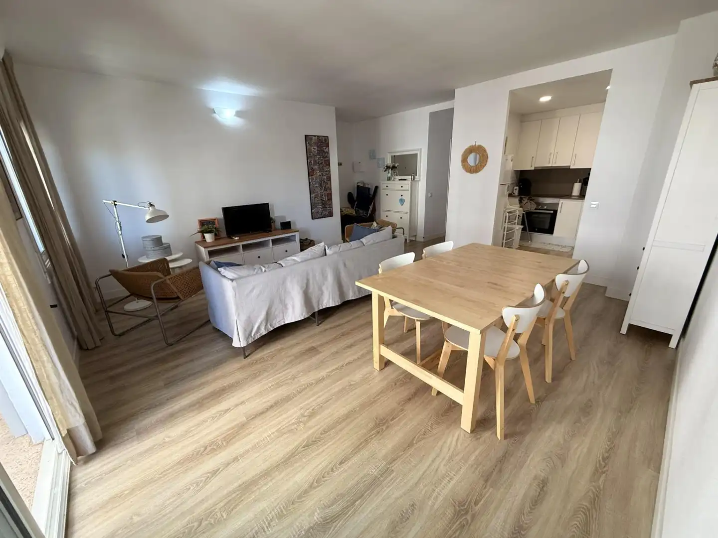 Sala d'estar de Pis en venda en El Vendrell amb Aire condicionat, Calefacció i Parquet