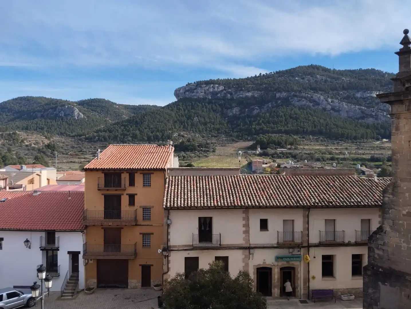 Vista exterior de Casa o chalet en venta en Fuentespalda con Balcón