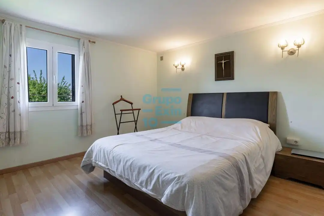 Habitación de Casa o chalet en venta en Donostia - San Sebastián  con Calefacción, Jardín privado y Terraza