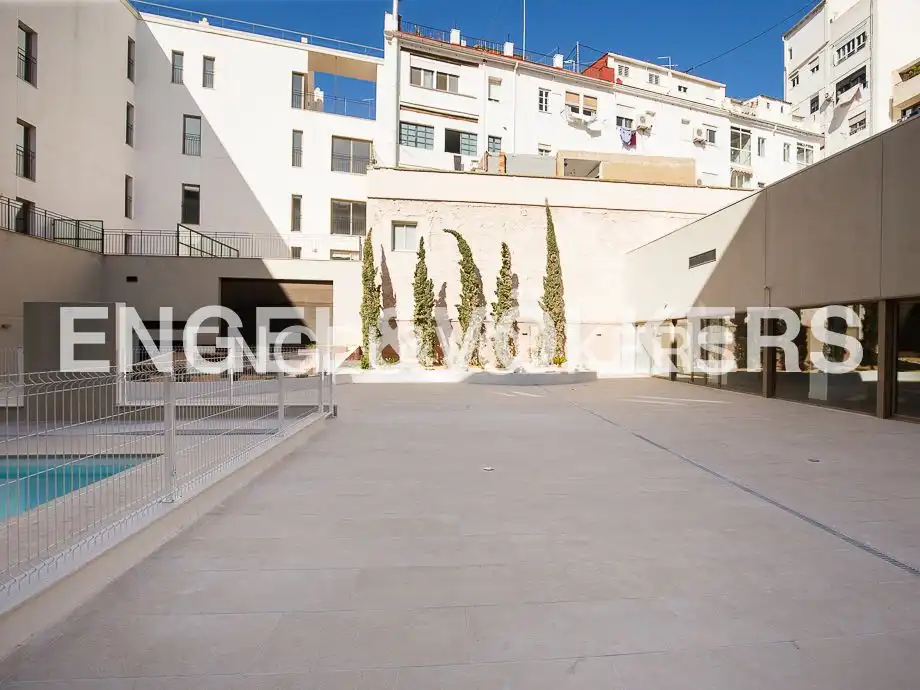 Terraza de Ático en venta en Valencia con Aire acondicionado, Calefacción y Jardín privado