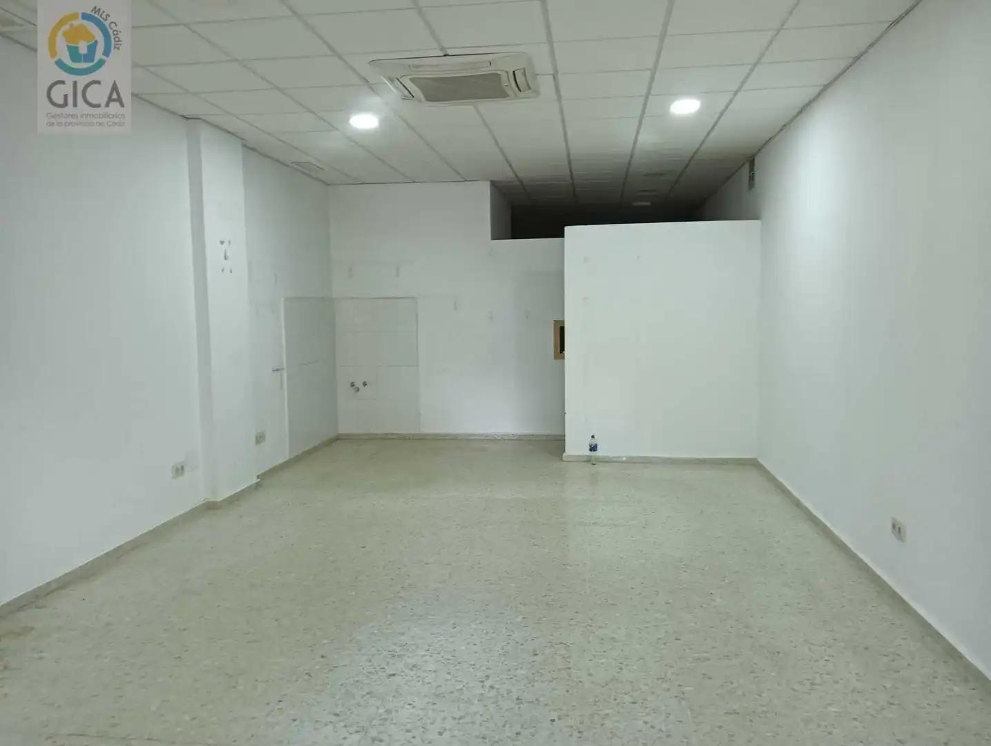 Gewerbefläche zum Verkauf in Avenida Oceanía, imagen 11