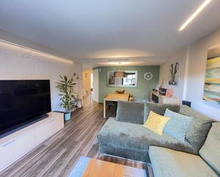 Sala d'estar de Casa adosada en venda en Tortosa amb Aire condicionat i Terrassa