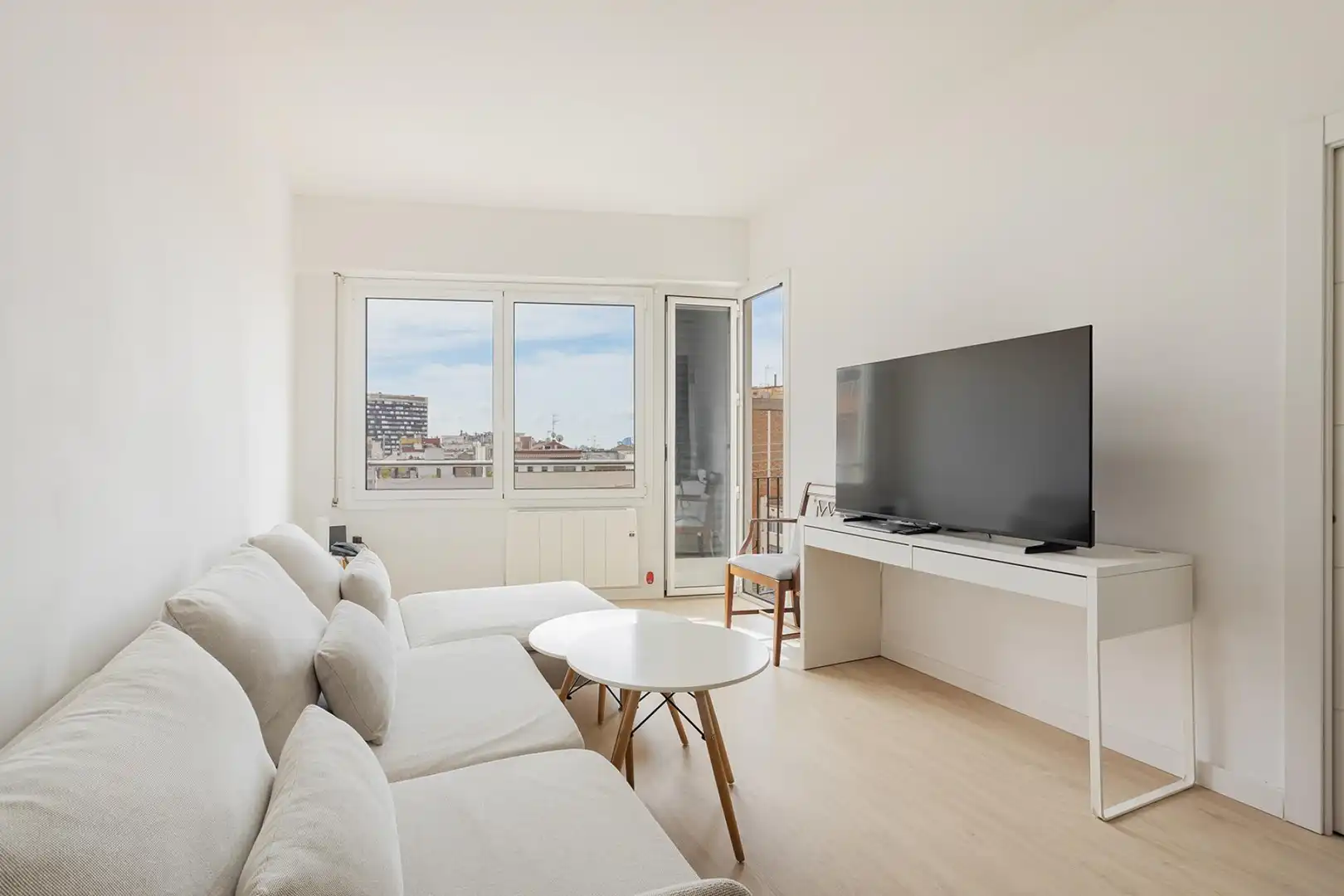 Living room of Flat for sale in Barcelona  with Heating and Balcony