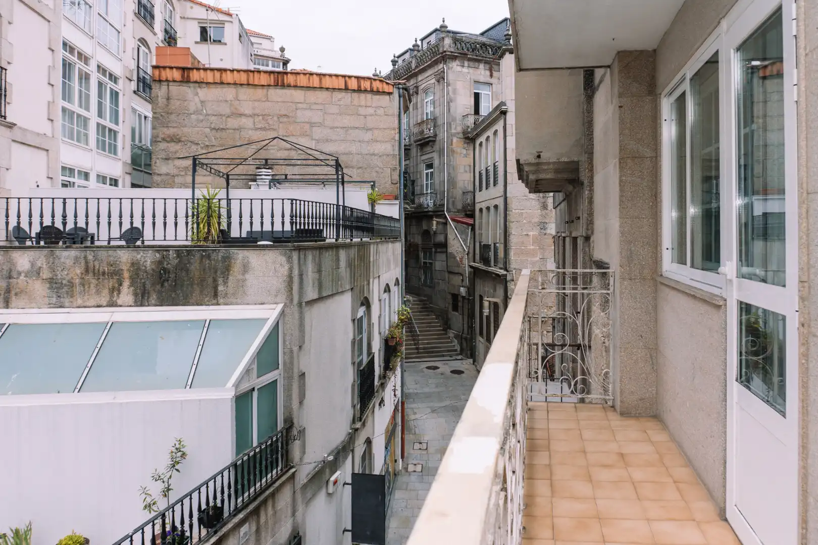 Balcony of Flat for rent in Vigo   with Heating, Parquet flooring and Terrace