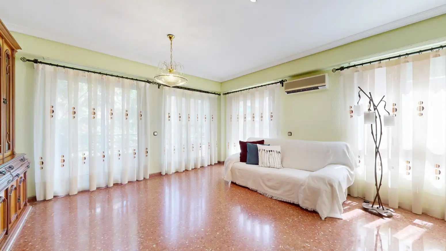 Sala de estar de Piso en venta en Torrent con Balcón