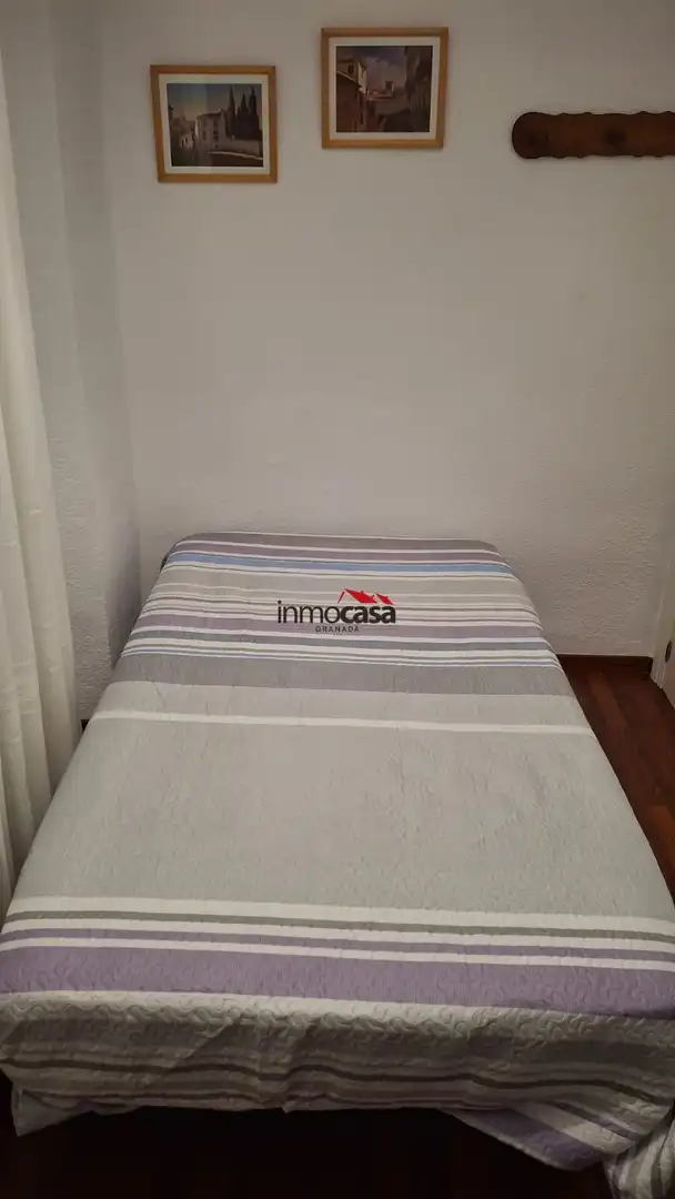 Schlafzimmer von Wohnung zur Miete in Granada mit Klimaanlage und Möbliert