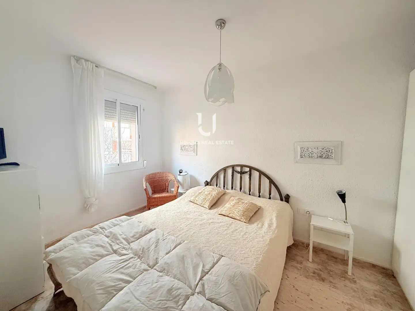 Bedroom of Flat for rent in L'Hospitalet de Llobregat  with Air Conditioner, Heating and Furnished