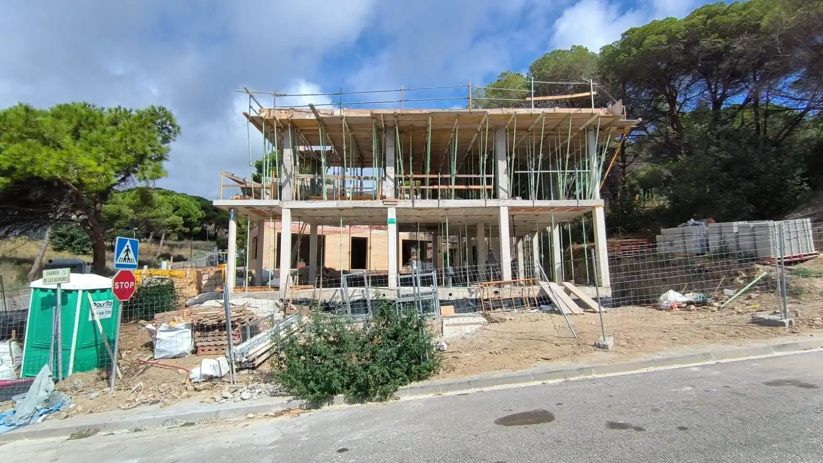 Vista exterior de Casa o chalet en venta en Sant Pol de Mar con Terraza y Piscina
