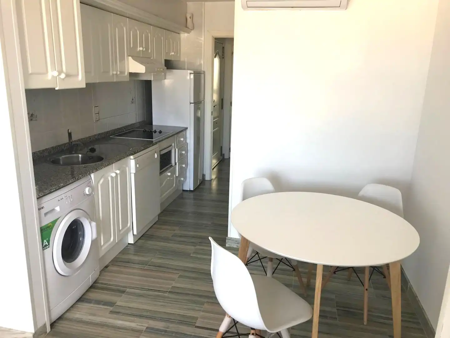 Apartment with lift for sale in Centre, imagen 2
