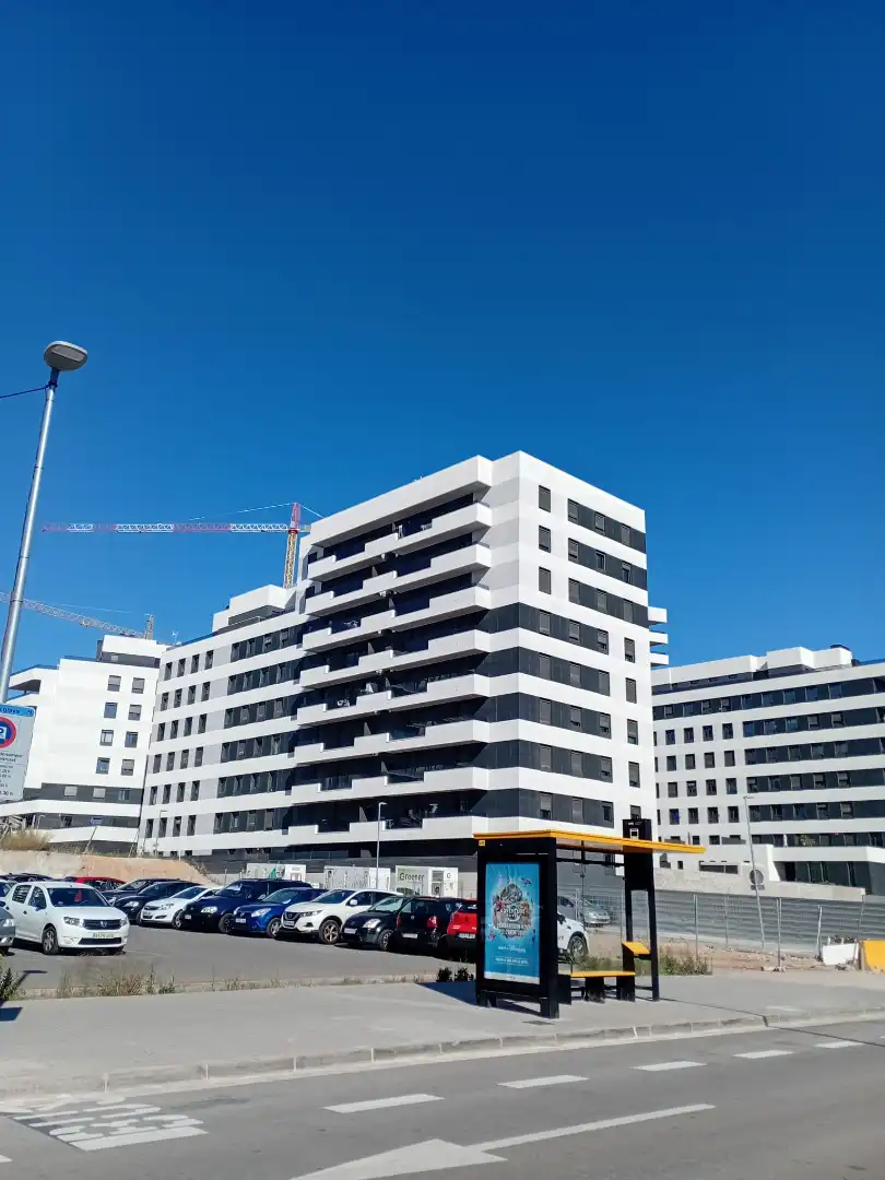 Exterior view of Commercial properties for sale in Esplugues de Llobregat