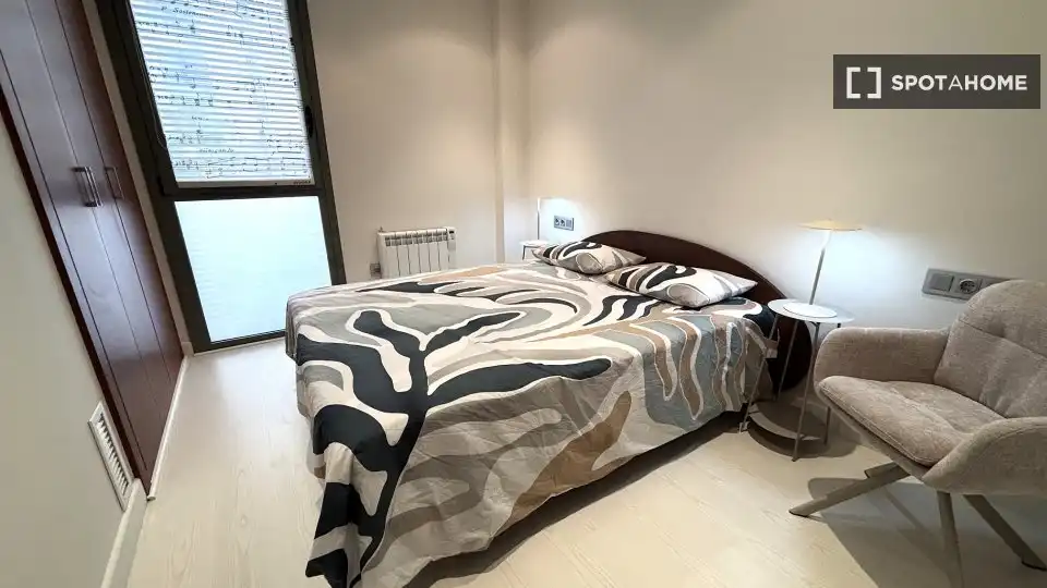 Habitación de Apartamento para compartir en Sitges con Aire acondicionado, Terraza y Amueblado