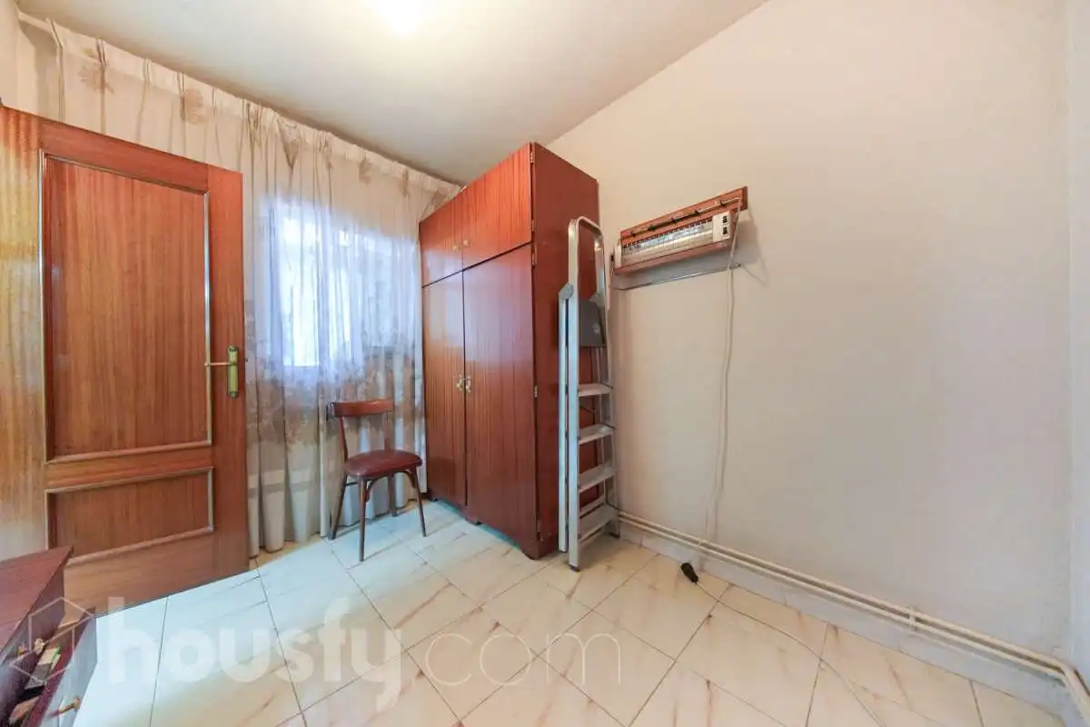 Habitación de Piso en venta en Carabanchel