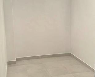 Bedroom of Box room for sale in  Madrid Capital