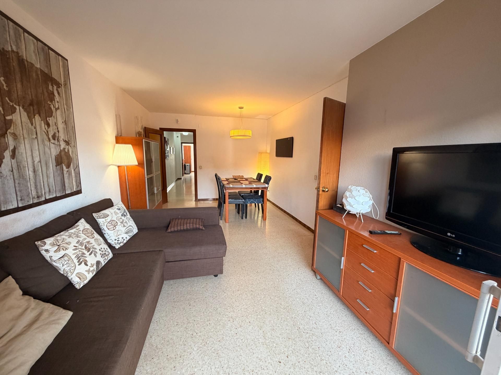 Sala d'estar de Pis en venda en Pineda de Mar amb Traster i Balcó