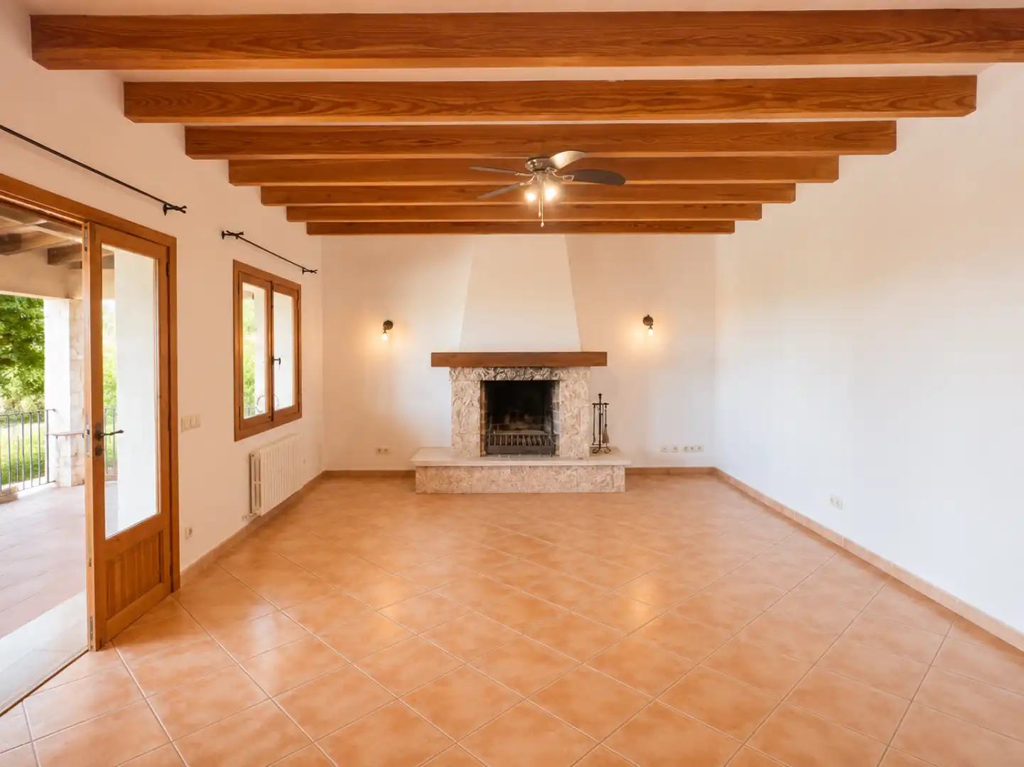 Living room of Houses for rent in Santa Eugènia  with Air Conditioner, Heating and Private garden