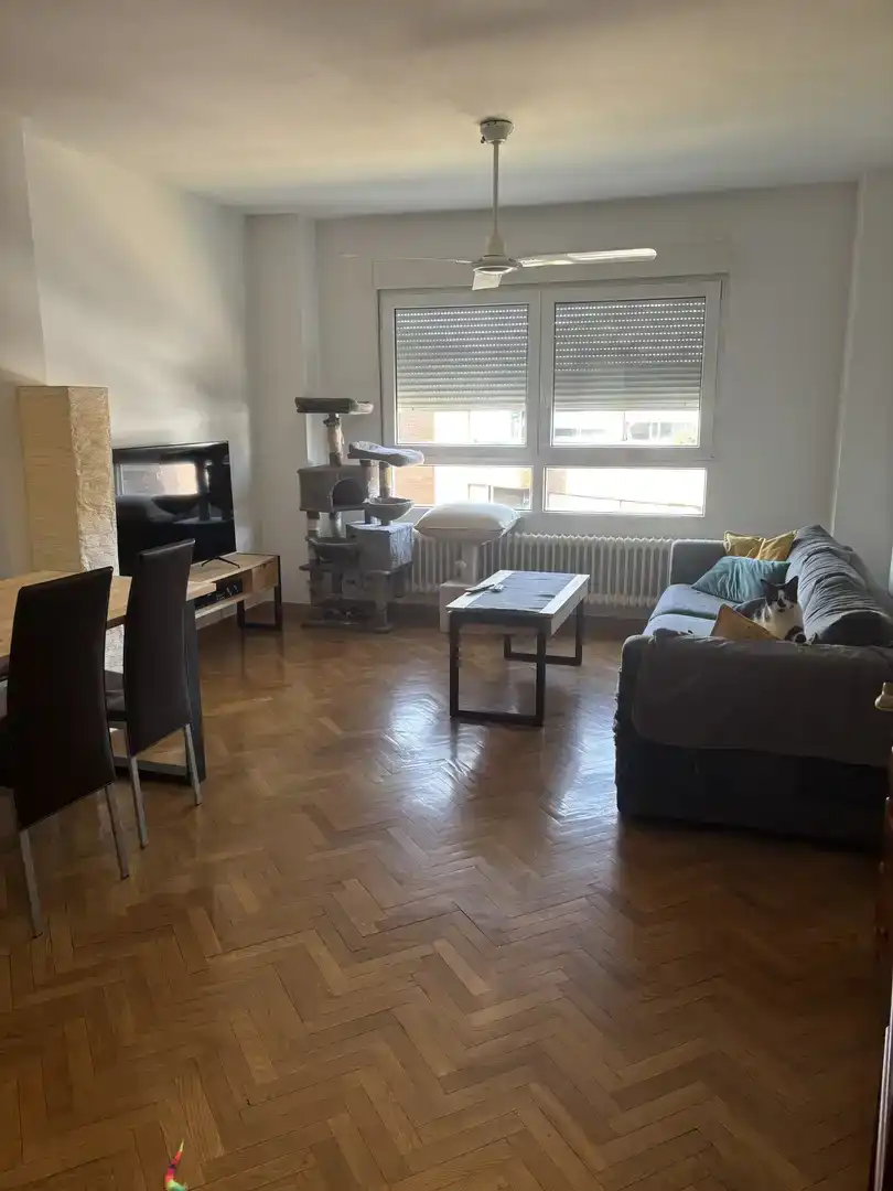 Living room of Flat for share in Las Rozas de Madrid  with Parquet flooring, Swimming Pool and Furnished
