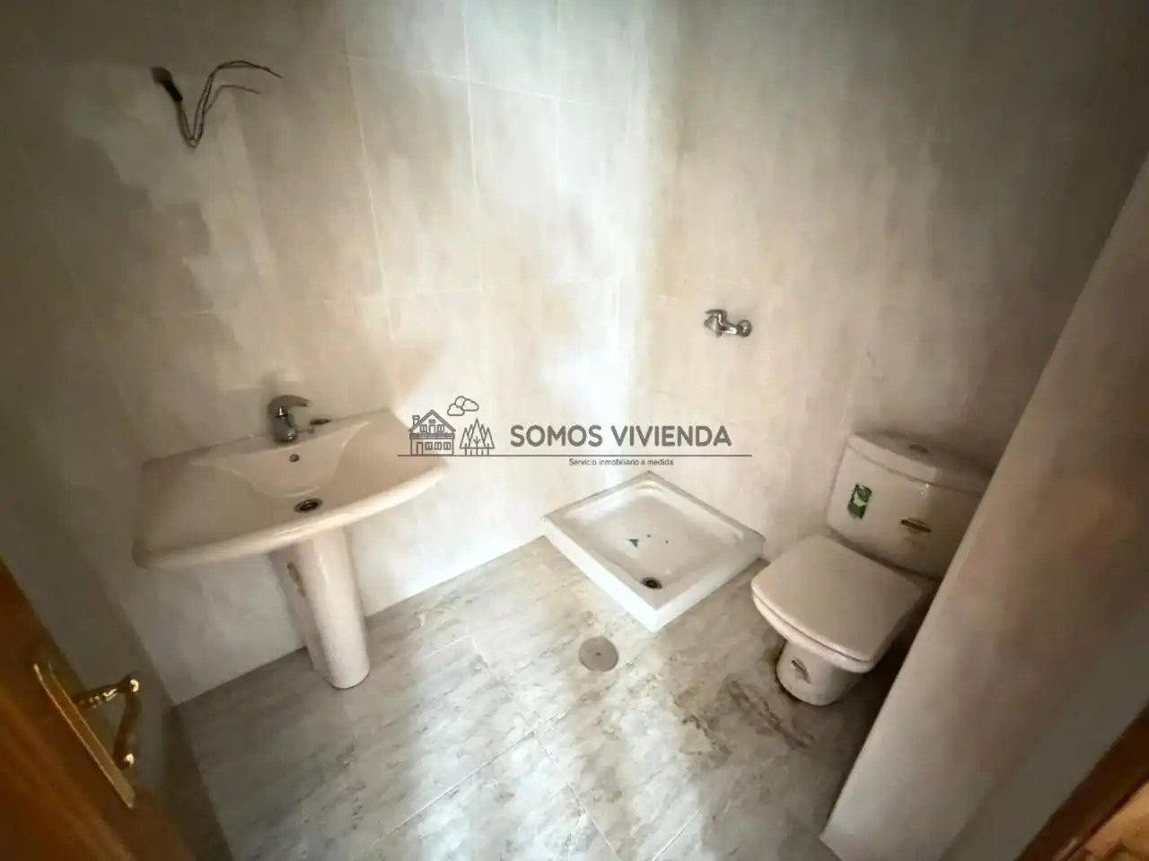 Baño de Dúplex en venta en Ourense Capital  con Calefacción