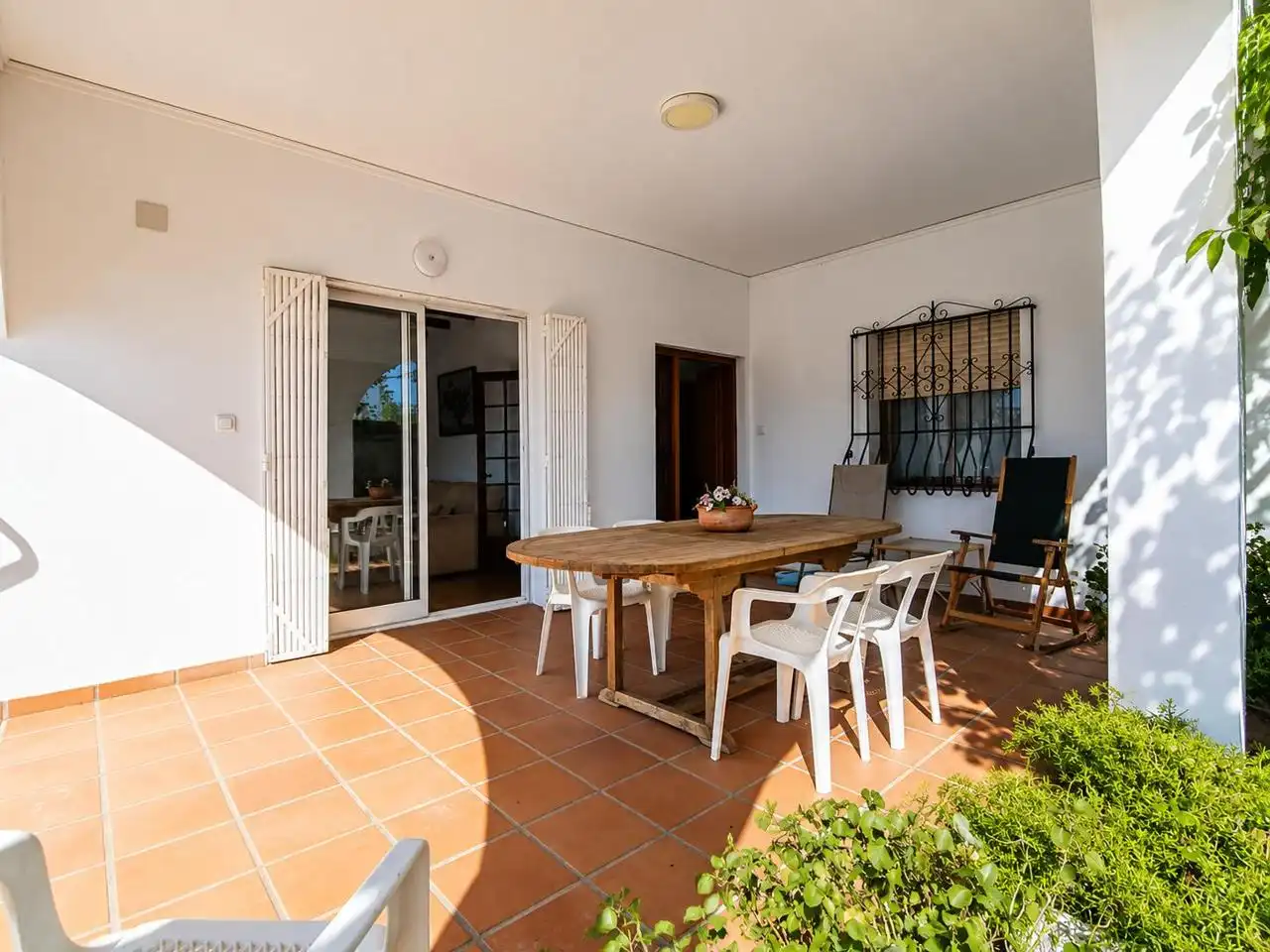 Terrassa de Casa o xalet en venda en Oliva amb Jardí privat, Terrassa i Traster