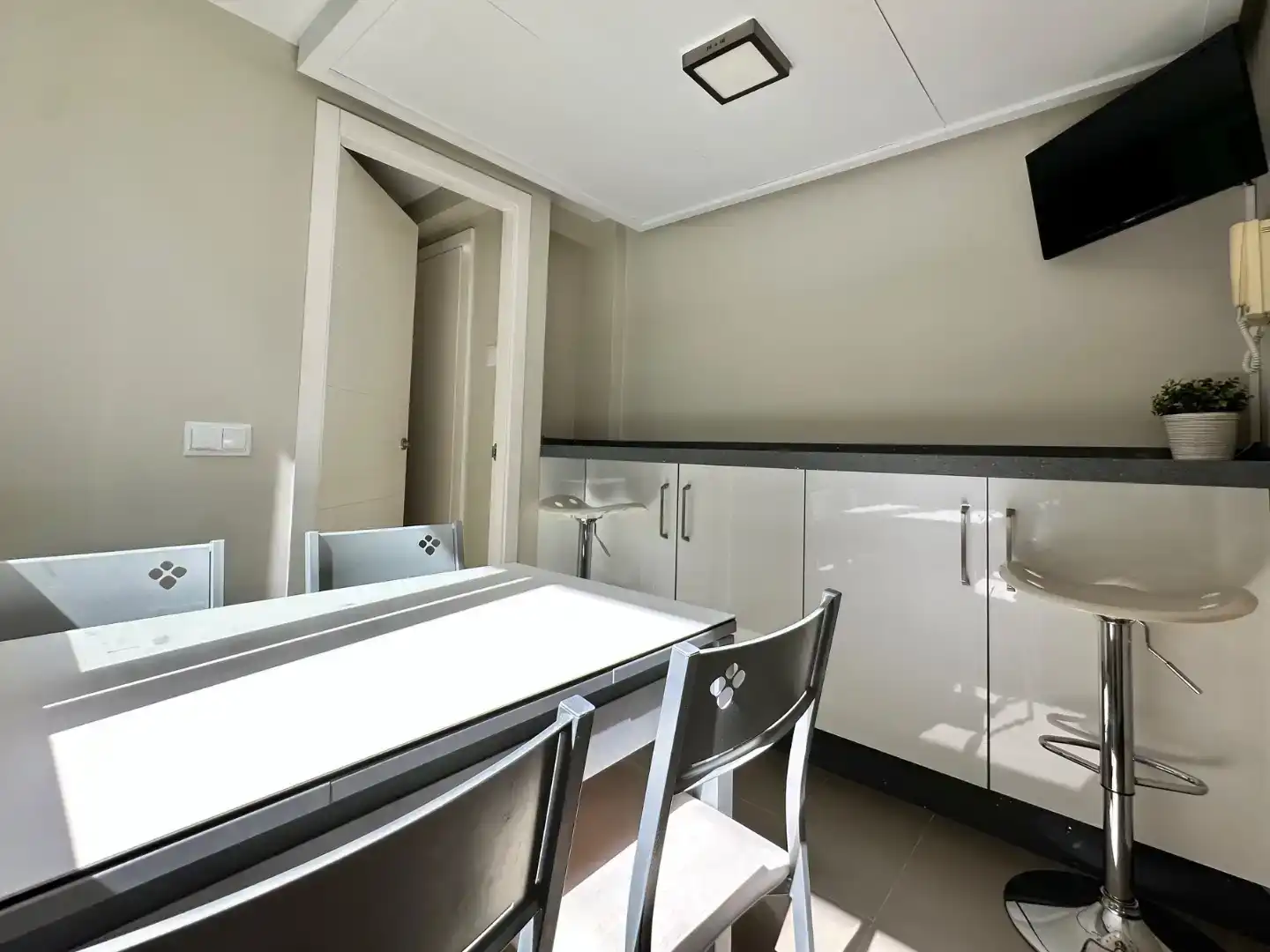 Cocina de Piso en venta en San Javier con Aire acondicionado, Piscina y Balcón