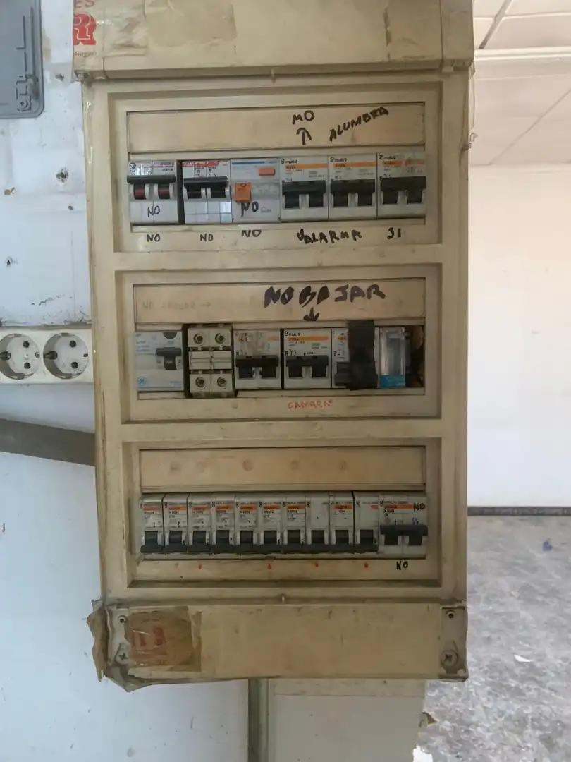 Fabrikhallen zur Miete in Murcia
