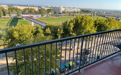 Vista exterior de Pis de lloguer en  Lleida Capital amb Balcó