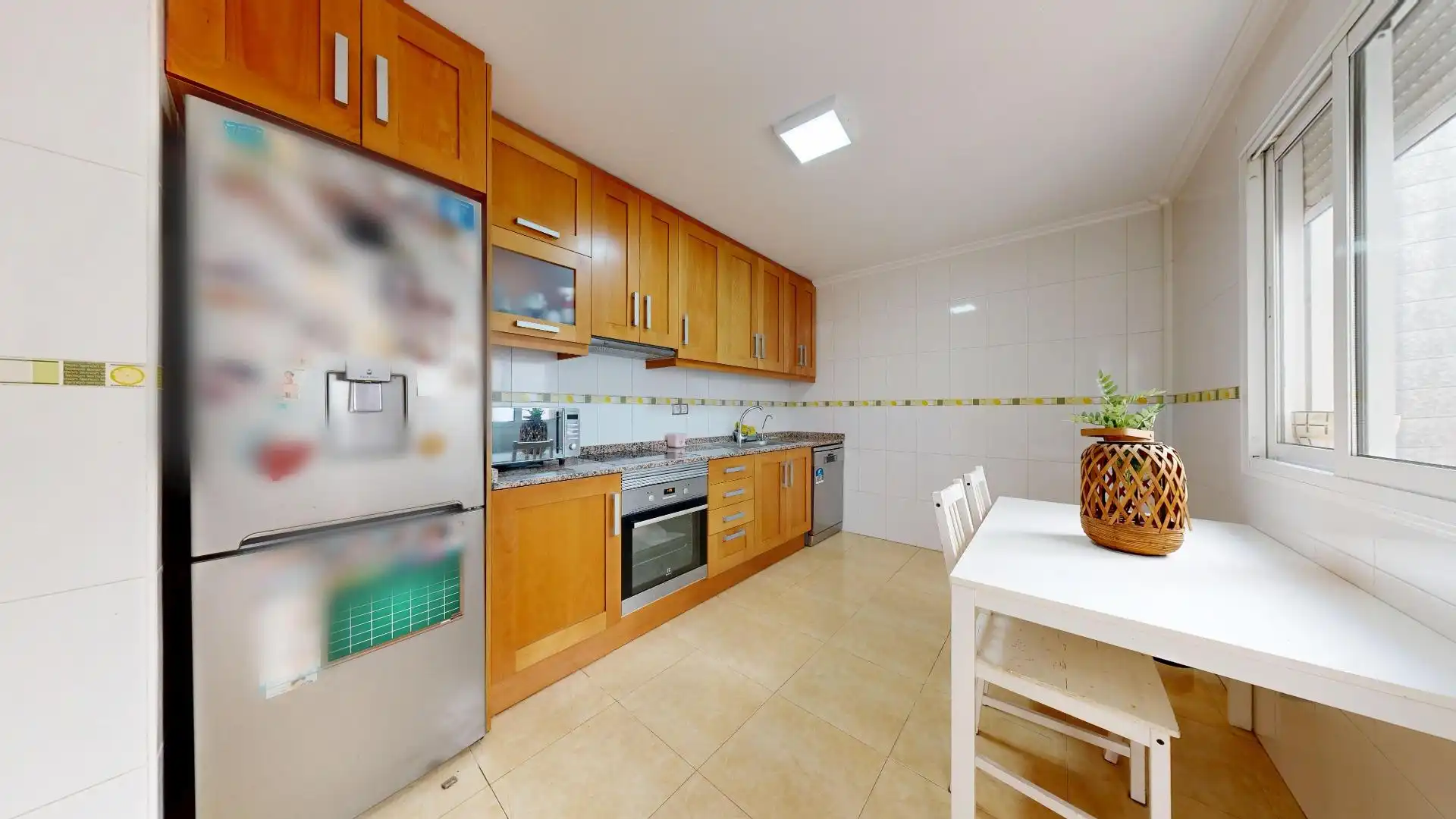 Cuina de Apartament en venda en Los Montesinos amb Aire condicionat, Moblat i Piscina comunitària