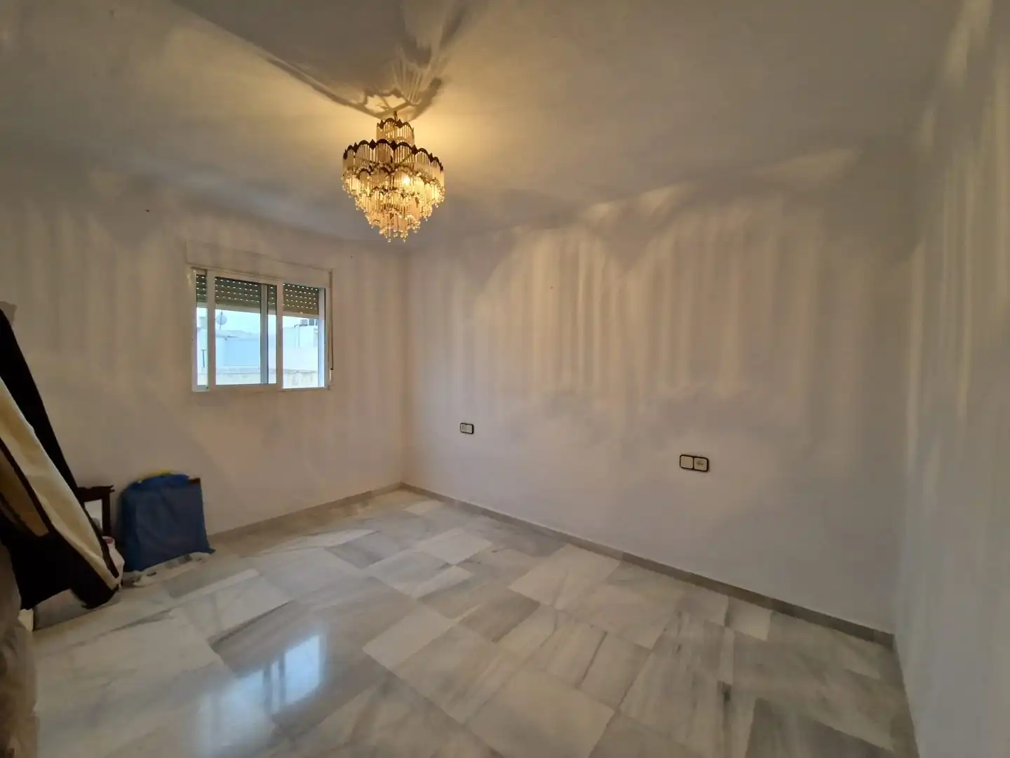 Habitación de Piso en venta en Lora del Río con Aire acondicionado y Calefacción