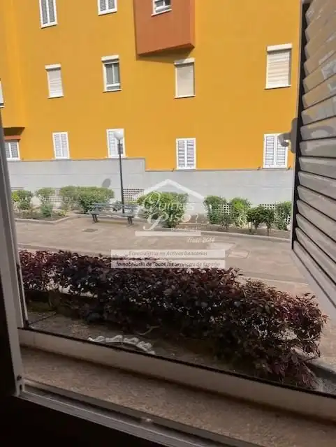 Vista exterior de Planta baixa en venda en Las Palmas de Gran Canaria amb Terrassa