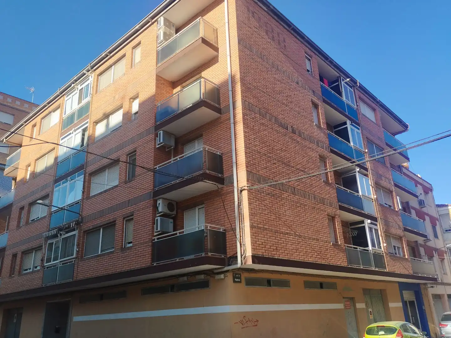 Pis amb terrassa en venda a Calle Don Jacinto Benavente 31