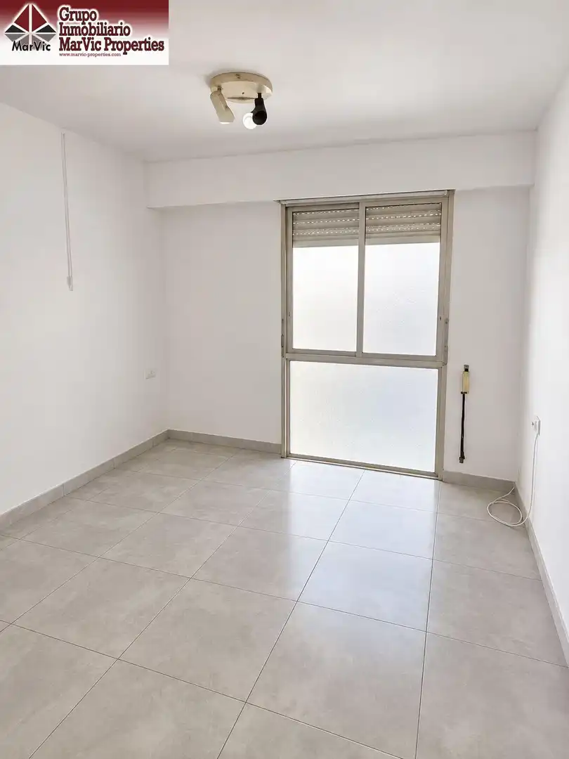 Schlafzimmer von Wohnung zum Verkauf in Benidorm