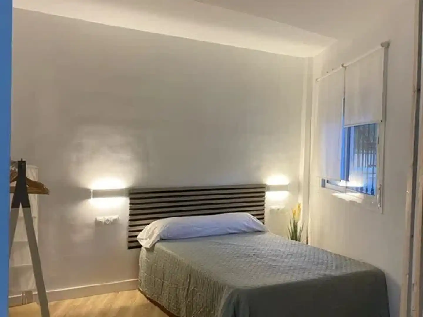 Habitación de Estudio de alquiler en Torremolinos con Aire acondicionado, Terraza y Amueblado