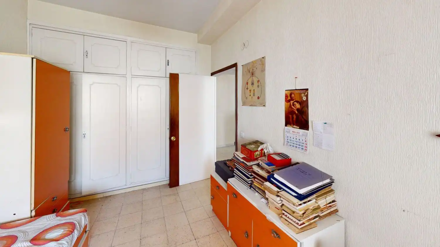 Habitación de Piso en venta en Sevilla con Calefacción, Terraza y Trastero