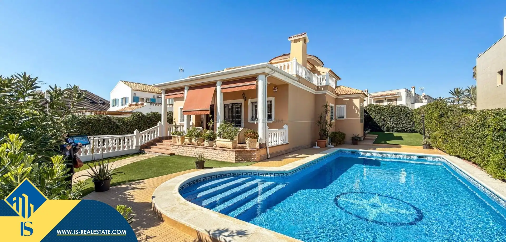 Villa mit Garten zum Verkauf in La Mata, imagen 2