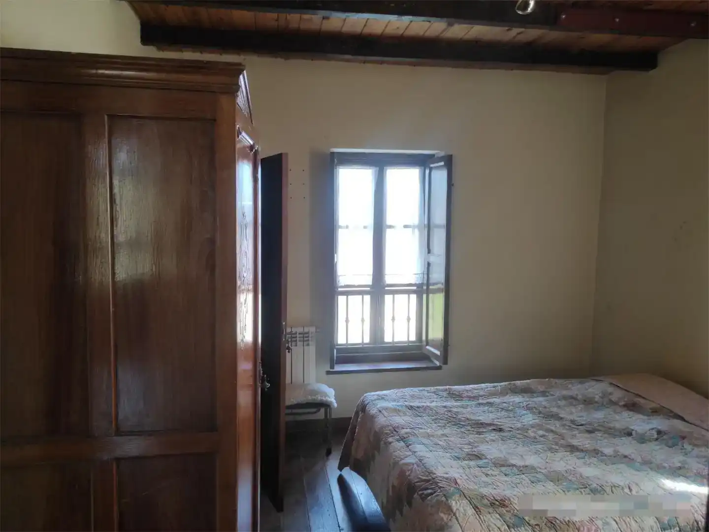 Dormitori de Casa o xalet en venda en Llanes