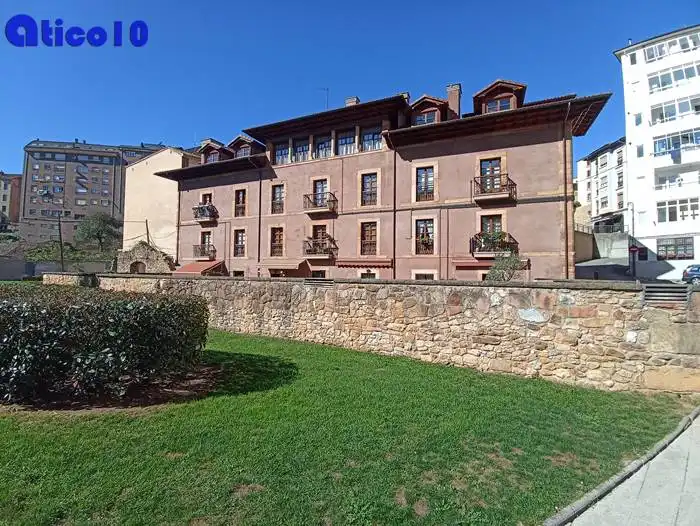 Individual with lift for sale in Pasaje Luis Muñiz 4, imagen 3