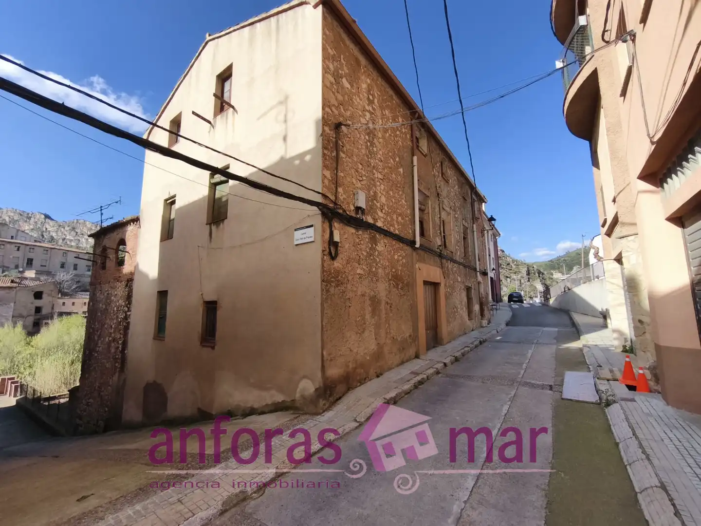 Exterior view of Buildings for sale in La Riba