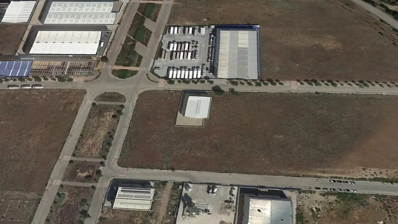 Terreno industrial en venta en Meco