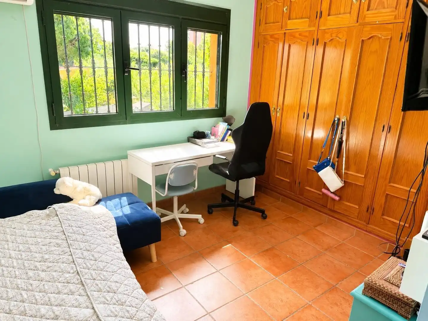 Habitación de Casa o chalet en venta en Algeciras con Jardín privado, Trastero y Piscina