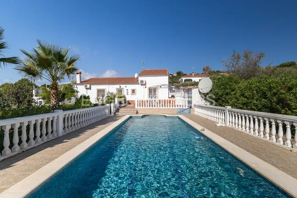 Piscina de Casa o chalet de alquiler en Turís con Aire acondicionado, Calefacción y Jardín privado