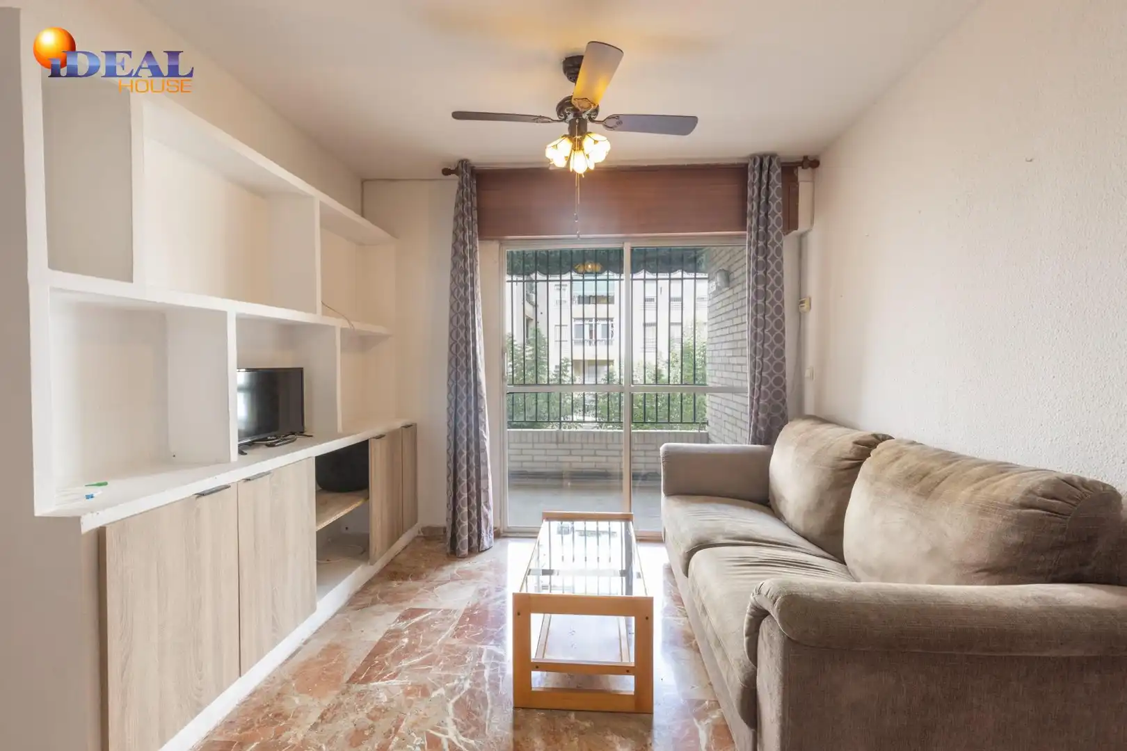 Piso con ascensor en venta en Carretera de Málaga 67, imagen 3