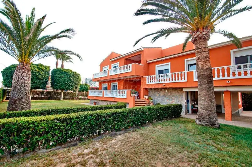 Villa à vendre à Playa del Acequión, Náufragos y Rocío del Mar
