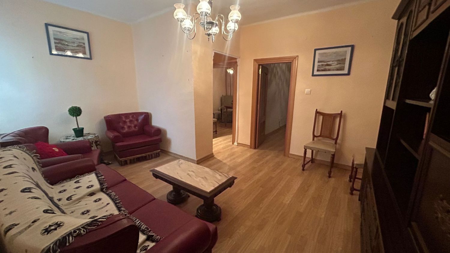 Sala d'estar de Pis en venda en  Albacete Capital amb Balcó