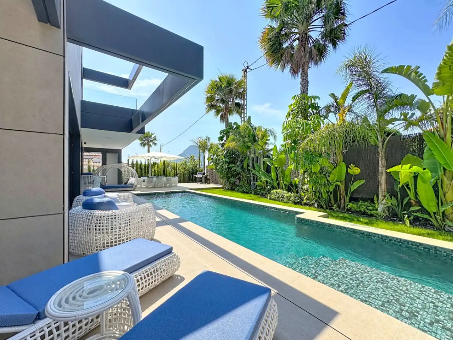 Chalet con terraza en venta en Marisol Park - Ortembach - Los Almendros, imagen 27