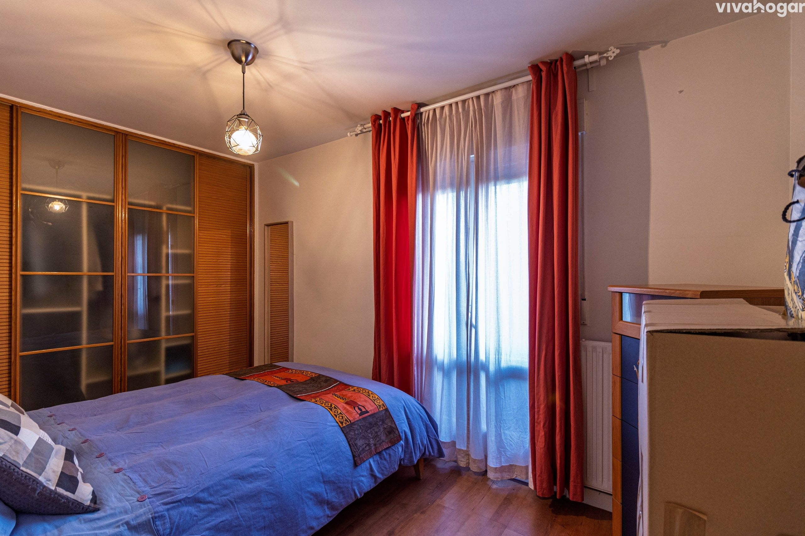 Bedroom of Flat for sale in  Madrid Capital  with Air Conditioner, Heating and Terrace