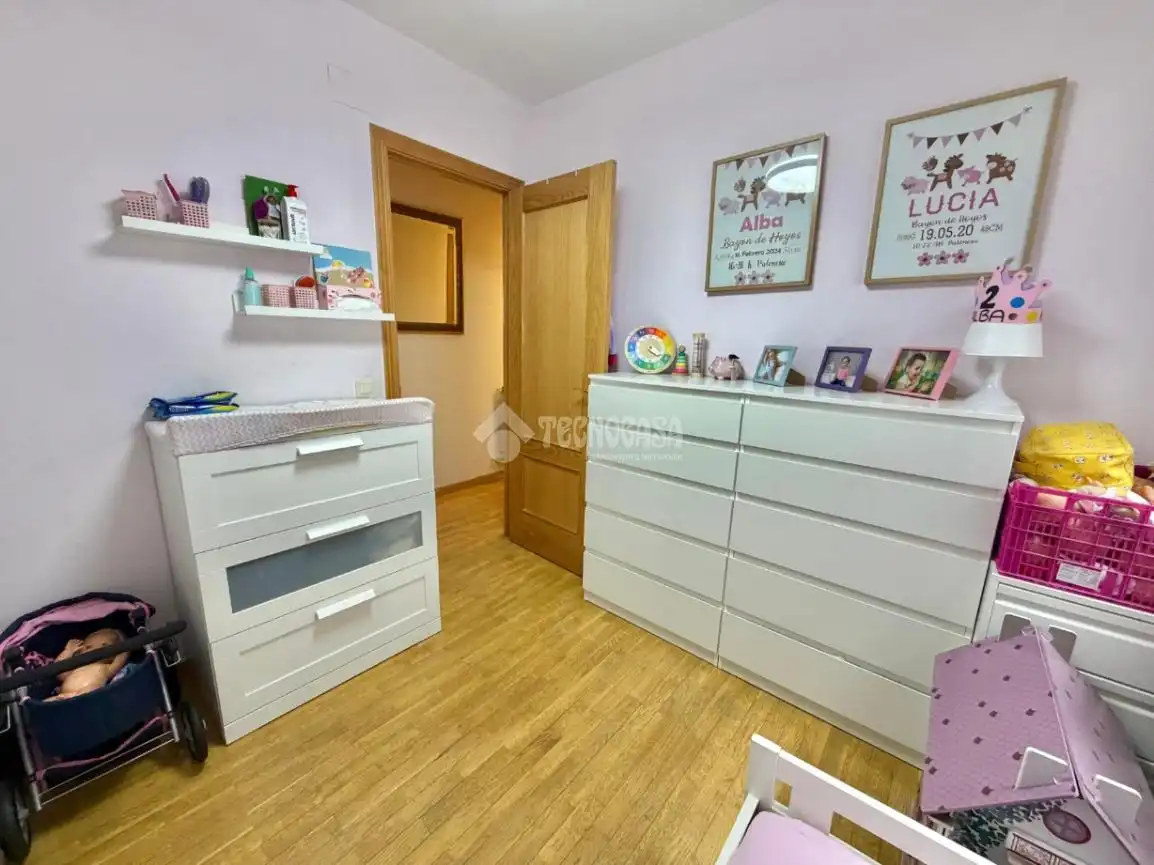 Habitación de Piso en venta en Palencia con Calefacción y Trastero