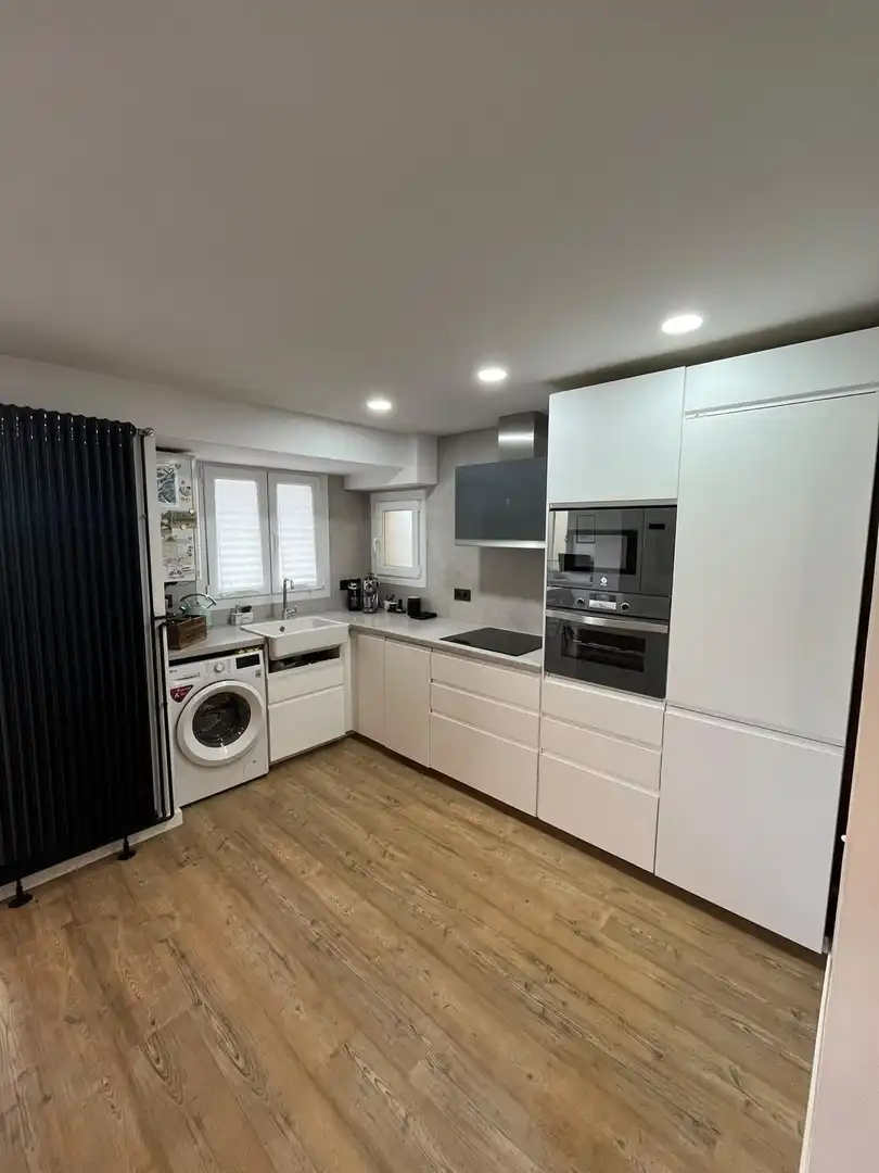 Cocina de Piso en venta en Badia del Vallès, Barcelona