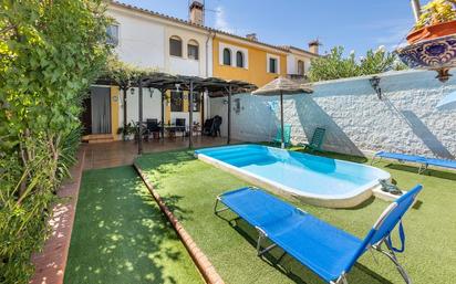 Jardí de Casa adosada en venda en Albolote amb Jardí privat, Terrassa i Traster