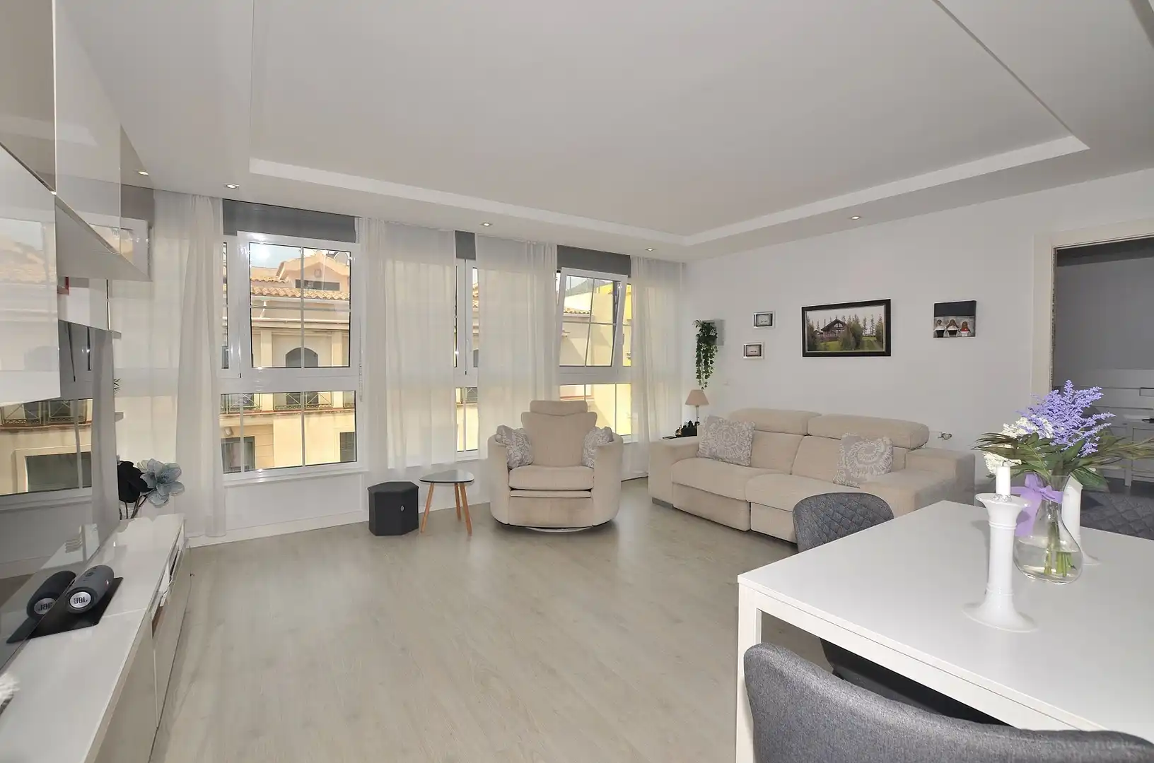 Ático con ascensor en venta en Avenida Blas Infante, imagen 2